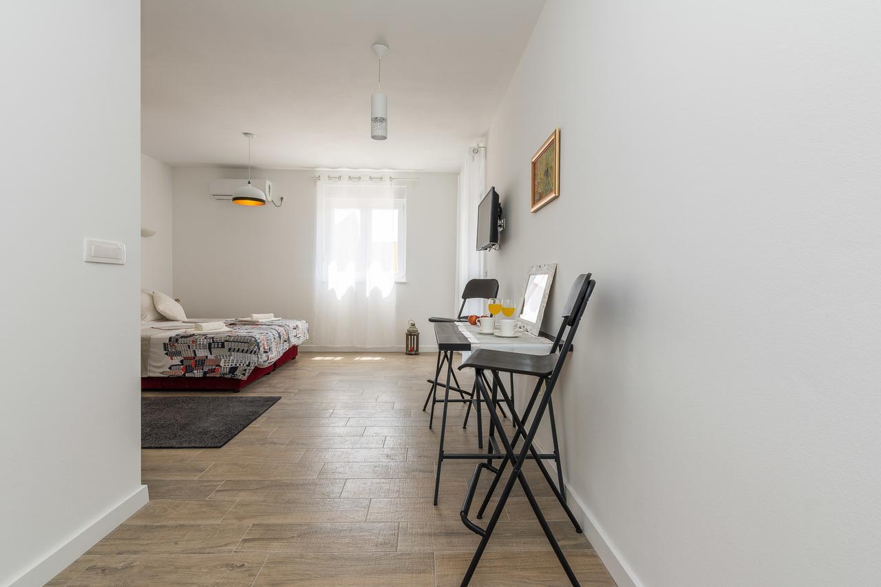 Apartments Marta 1 Zadar Luaran gambar